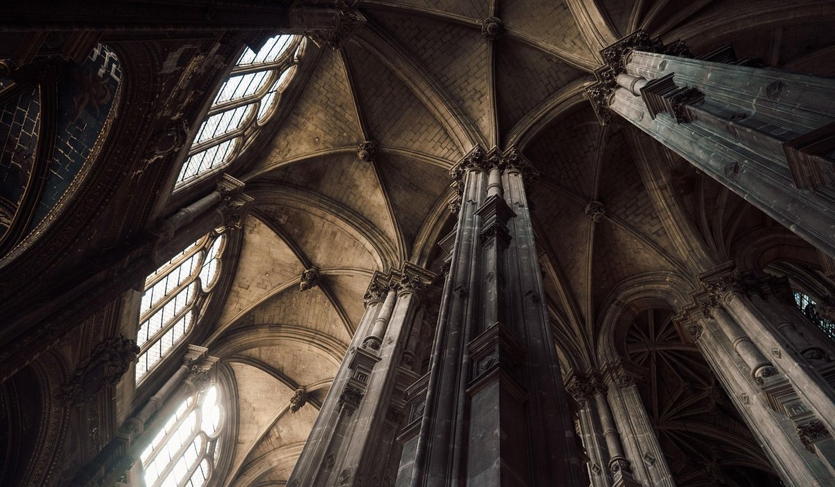 How to Photograph Church Interiors Without Causing Distress